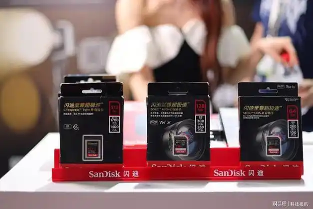 明天火箭支持率最高，因为快船球迷，森林狼球迷，灰熊球迷，湖人球迷都支持火箭！哈哈