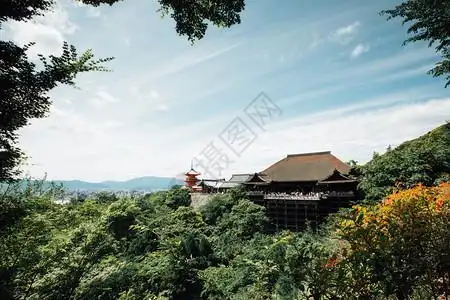 对方明天全员出战，看来会是一场激战